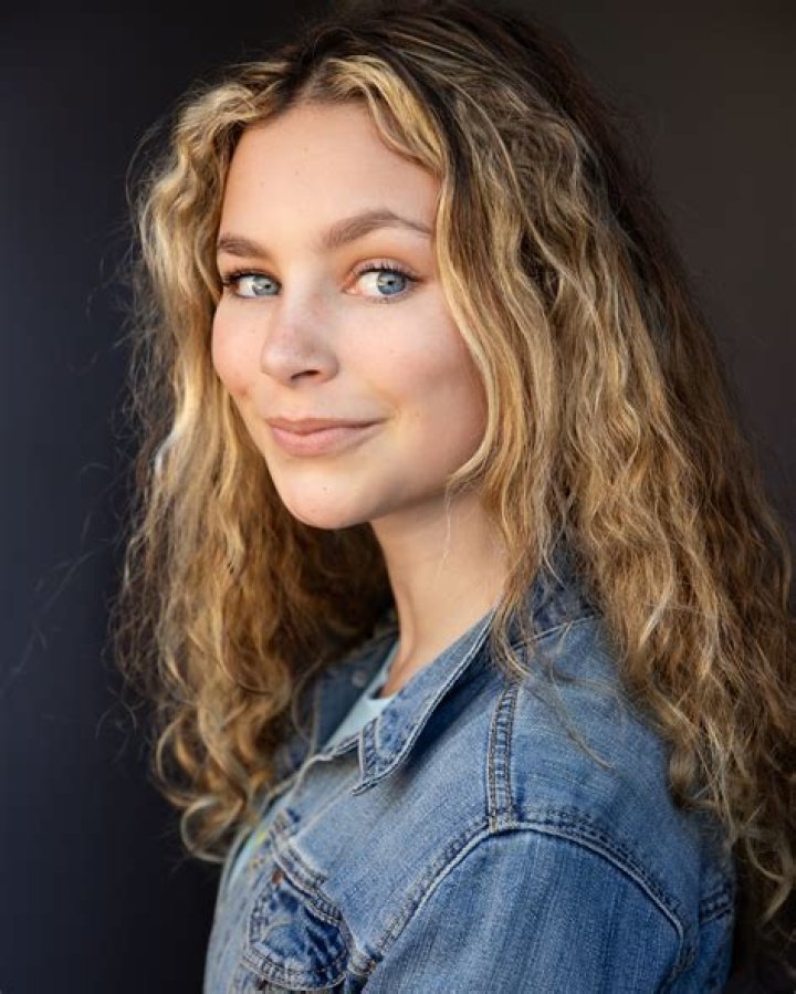 Actress, Coco Jack Gillies giving a pose.