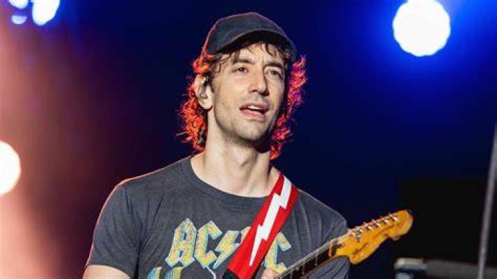 Albert Hammond, Jr. Net Worth