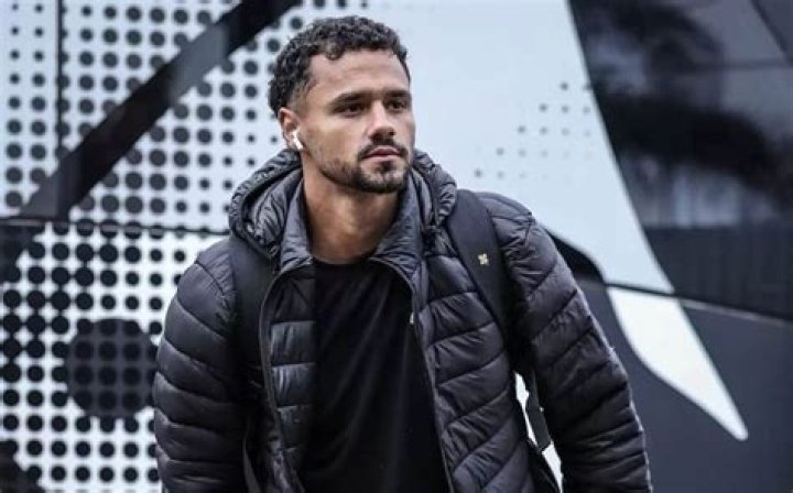 Alessio Da Cruz Net Worth: Career, Family, Age, Income, Wiki, Bio, All You Need to Know - SarkariResult