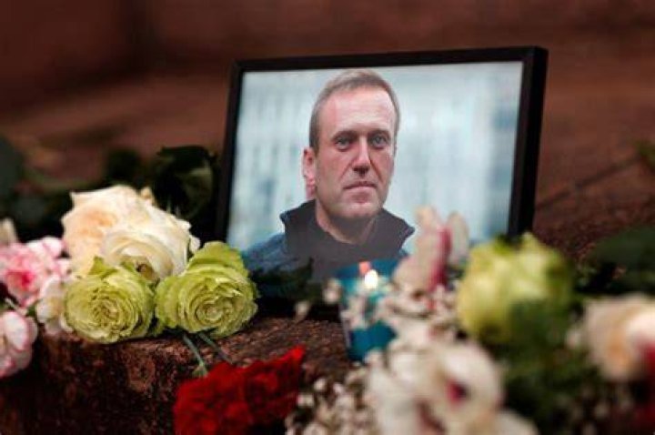 Alexey Navalny Updates Last Photo And Autopsy, What Happened To Russian Lawyer? - SarkariResult