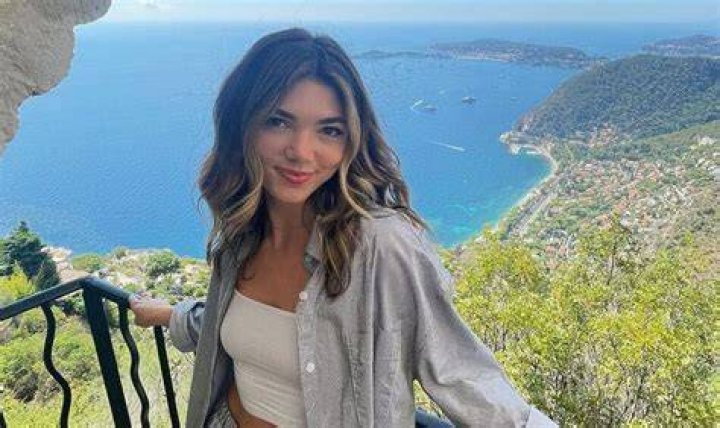 Alisha Newton Height, Weight, Measurements, Bra Size, Shoe Size