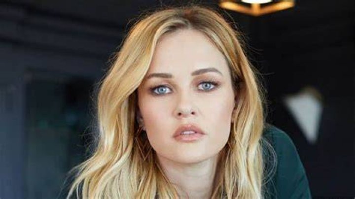 Ambyr Childers Net Worth: Details About Movie, Income, Age, Cars, Career - SarkariResult