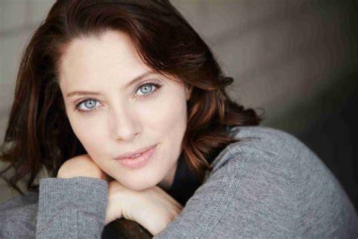 April Walker Net Worth