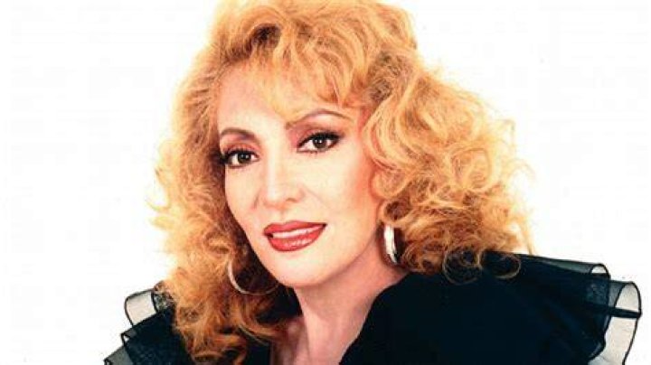Chelo La Rue Net Worth