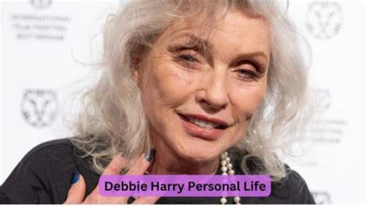 Debbie Linden Net Worth