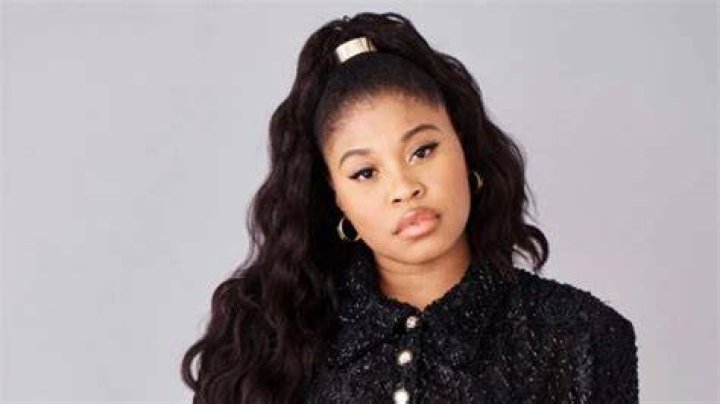 Dominique Fishback Wiki, Bio, Boyfriend, Net worth, Age, Family, Height