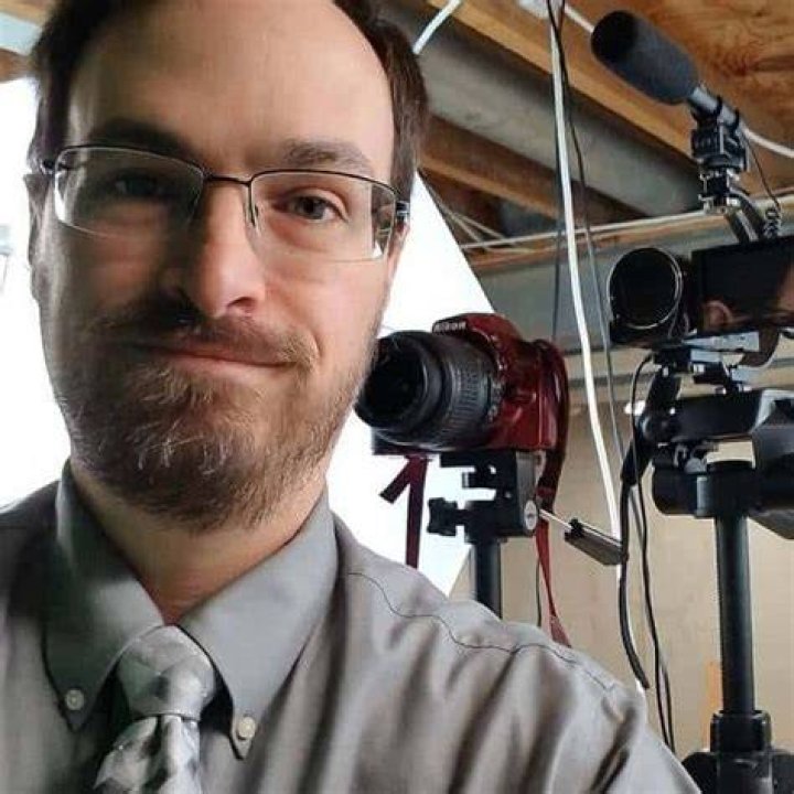 Dr. Todd Grande net worth, income and estimated earnings of Youtuber channel