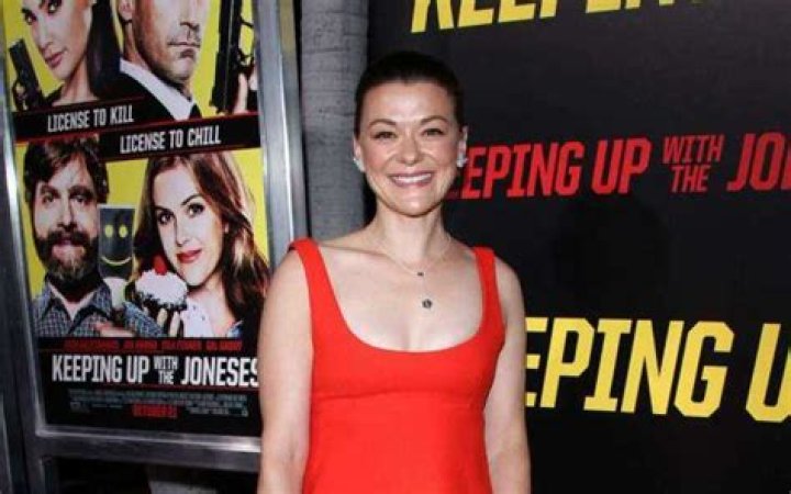 Find Out All About Maribeth Monroe' Net Worth