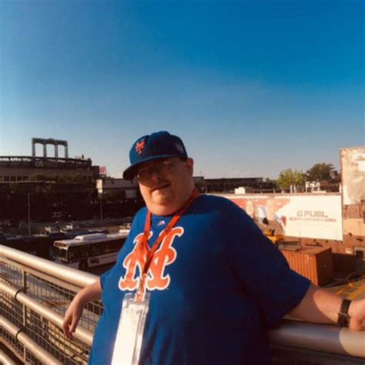 Frank L. Fleming Net Worth