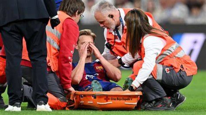Frenkie De Jong's Health / Injury Update: What happened to Frenkie De Jong? - SarkariResult