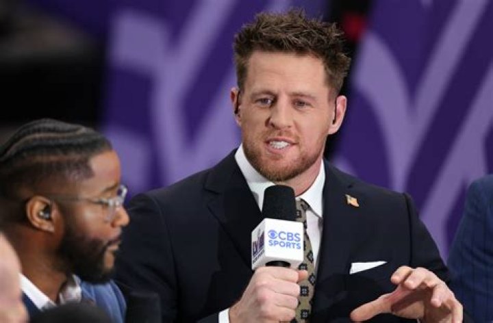 Himself - Analyst / Himself - CBS Analyst