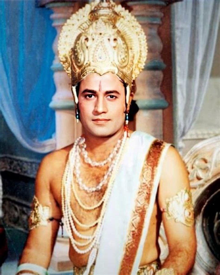 How Tall is Arun Govil? A Complete Guide on Arun Govil's Height