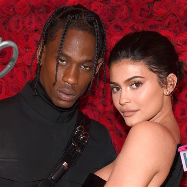 Is Kylie Jenner Getting Married? Who is Kylie Jenner? - SarkariResult