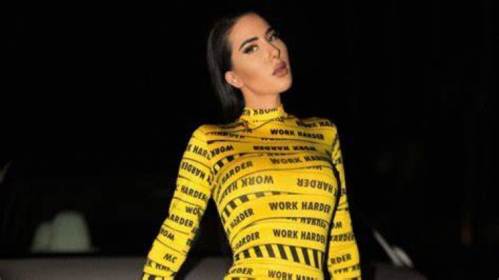 Is Taylor Jevaux Transgender? Gender And Sexuality - SarkariResult