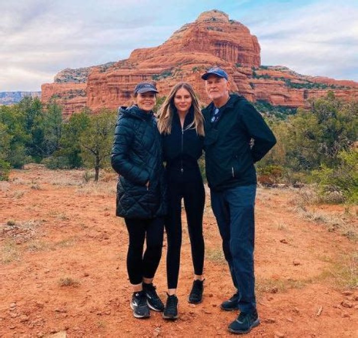 Jac Vanek Wiki: Explore Her Boyfriend, Net worth, Age, Parents, And Height