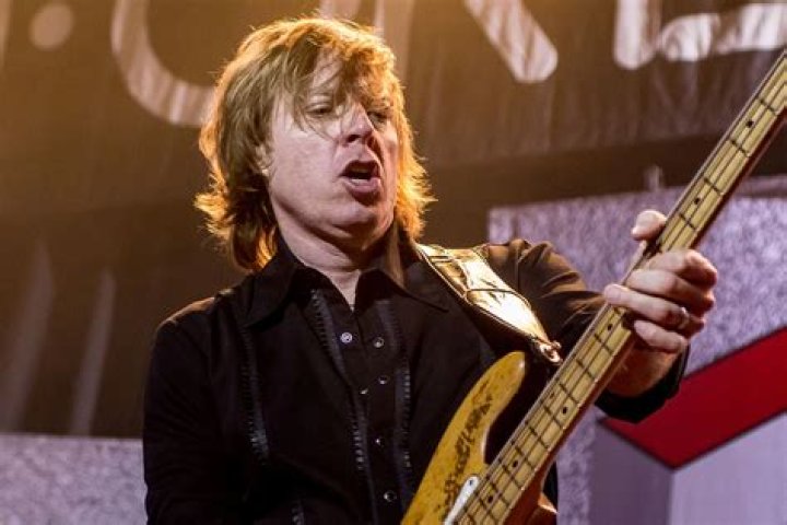 Jeff Pilson maintains his personal life