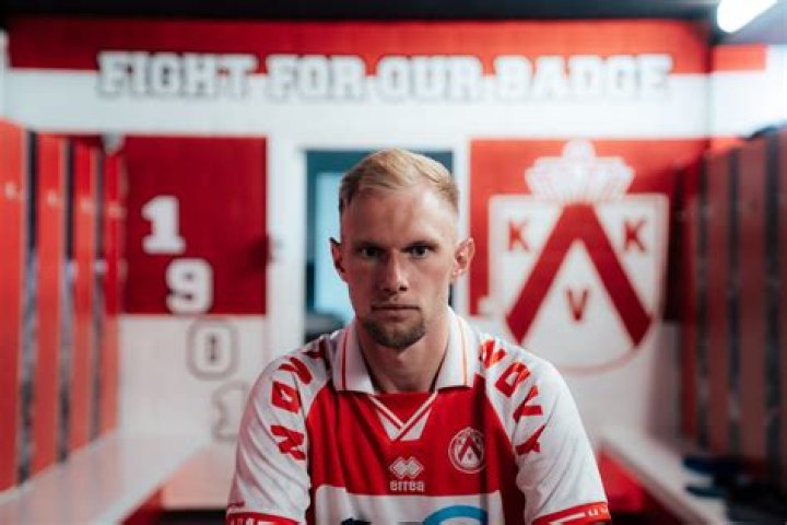 Jellert Van Landschoot Net Worth: Career, Family, Age, Income, Wiki, Bio, All You Need to Know - SarkariResult