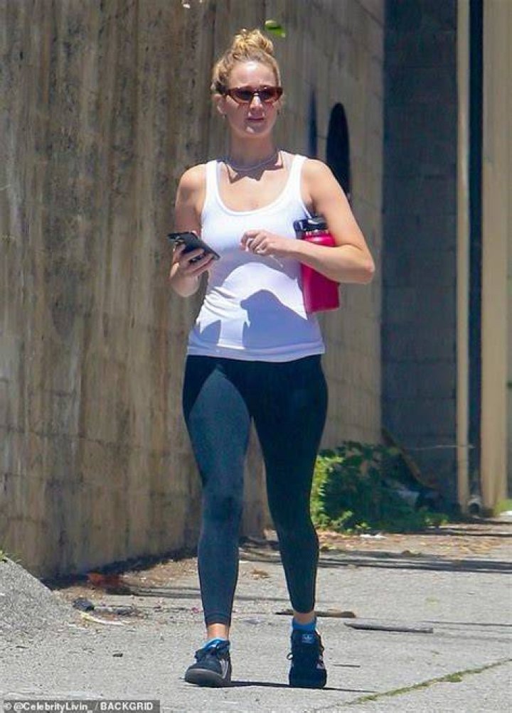Jennifer Lawrence’s Body Measurements Jennifer Lawrence’s Body Measurements