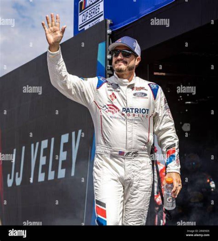 J.J. Yeley Net Worth