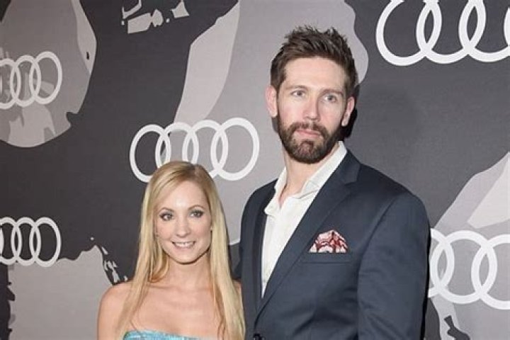Joanne Froggatt's Married to Her Longtime Boyfriend; Who is He?