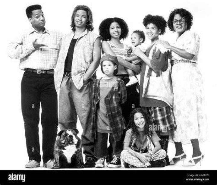 Jojo Smollett is the first child of the house. Jake is an actor and has interest in Culinary. Talking about Jazz Smollett, she is also an actress/producer and married to Troy Warwell and has a daughter. Jurnee Smollett is also married to Josian bell and has a son. Jacqui Smollett is the youngest among six children. He is also an actor. Besides acting, he is a technologist and doubles up as D.J.