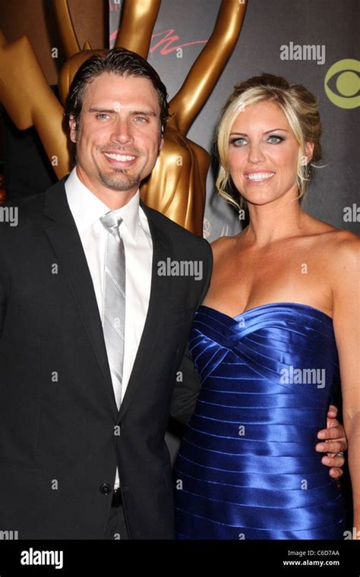 Joshua Morrow family: wife and children