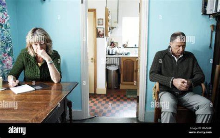 Julia Deakin, Robert Hill