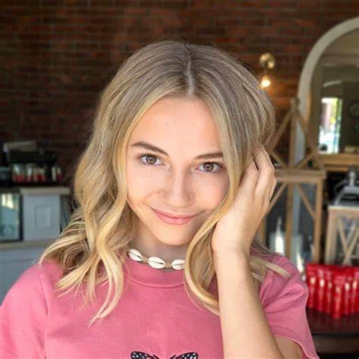 Kayla Davis