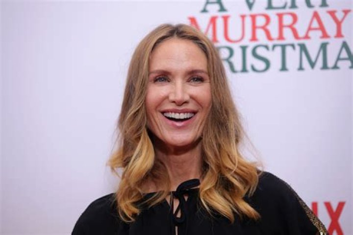 Kelly Lynch Height, Weight, Measurements, Bra Size, Shoe Size