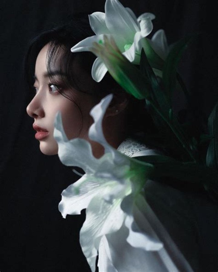 Lee Hyun-joo: A Rising Star in South Korean Entertainment Industry