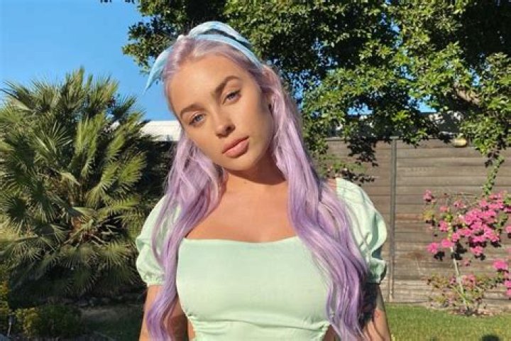 Leslie Golden: Love Island Star
