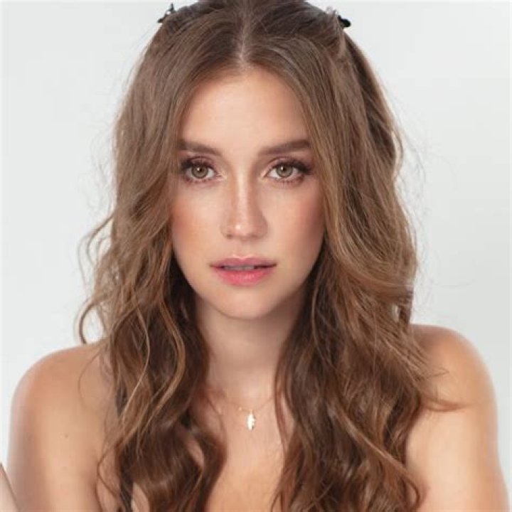 Lore Garcia