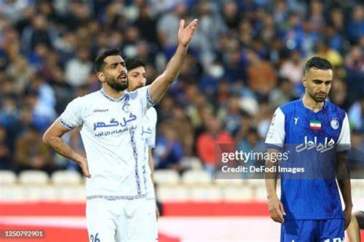 Masih Zahedi - The Iranian Footballer