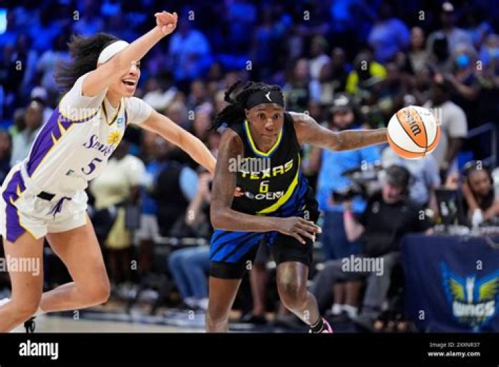 Natasha Howard (basketball)