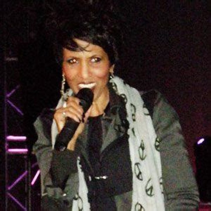 Nona Hendryx Net Worth
