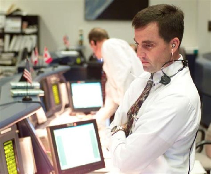 Paul Hill (flight director)