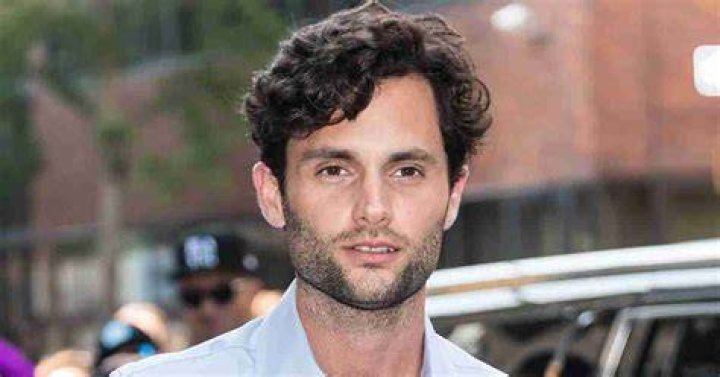 Penn Badgley Net Worth: Details About Gf, Income, Movie, Age, Cars, Career - SarkariResult
