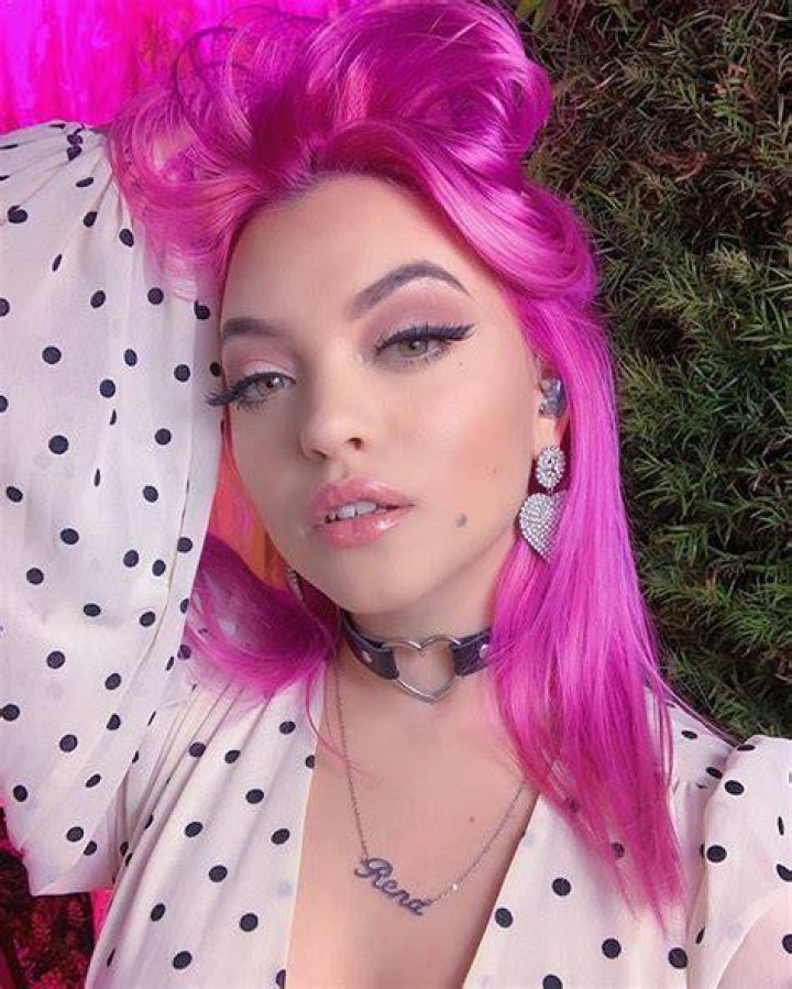 Rena Lovelis , 21 has a staggering wealth of $4 millions by now.