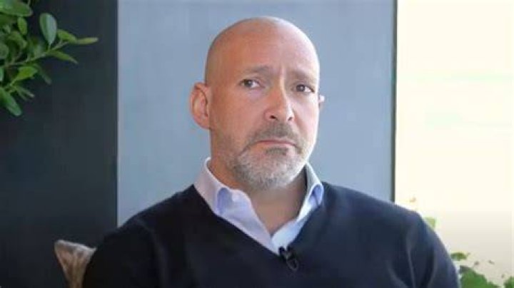 Robert Stevens Net Worth