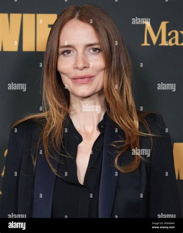 Saffron Burrows