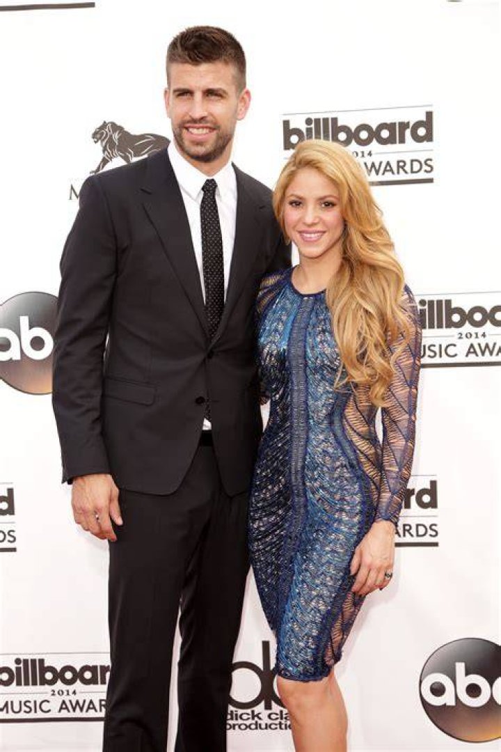 Shakira Height: How Tall is Shakira?
