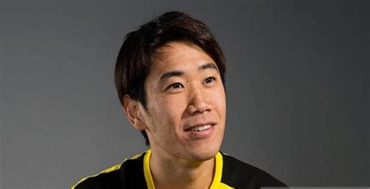 Shinji Kagawa Net Worth: Details About Football, Gf, Income, Age, Career - SarkariResult