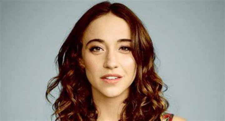 Stella Maeve Height, Weight, Measurements, Bra Size, Shoe Size