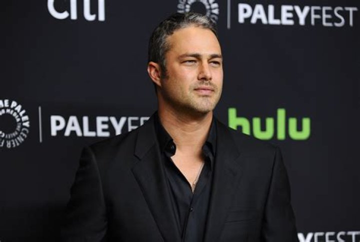 Taylor Kinney Net Worth