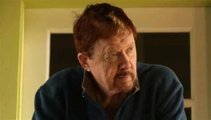 Tom Robbins Net Worth