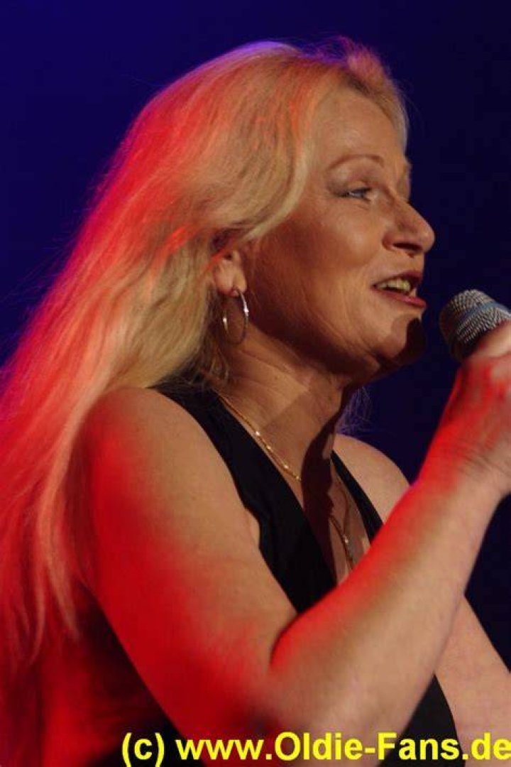 Toni Willé Net Worth