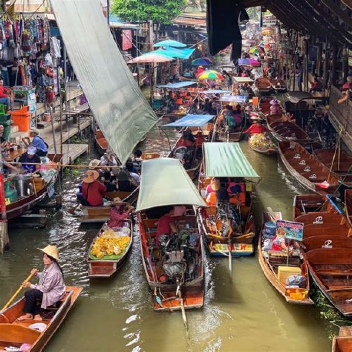 Top 8 Fantastic Bangkok Floating Markets: You Can Pay Visit - SarkariResult