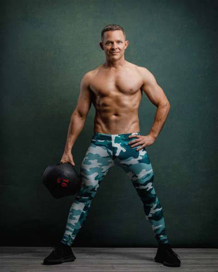 Unidentified Role / Fitness Trainer / Photographer / Photographer #1