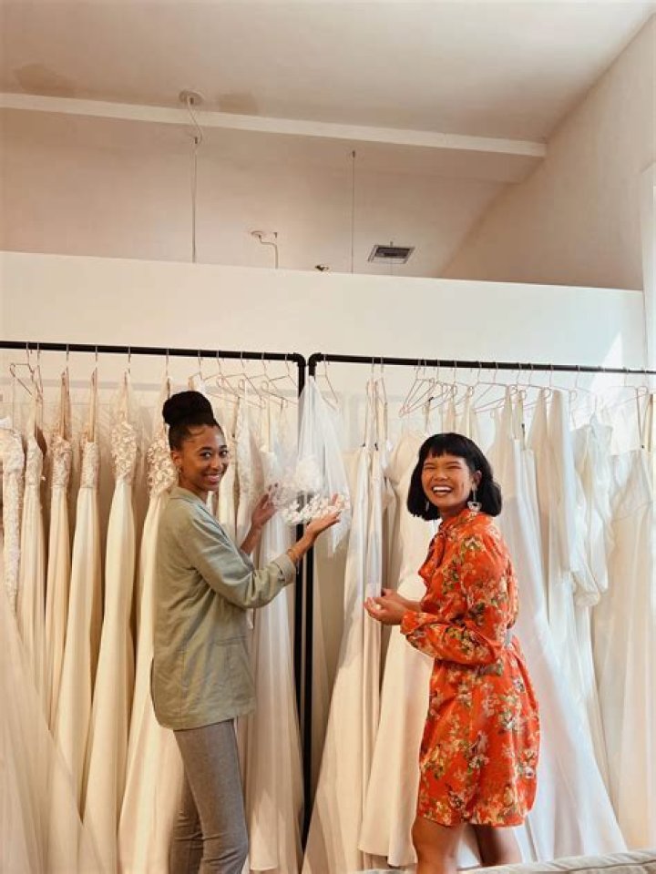 Wedding Shop Sales Staff