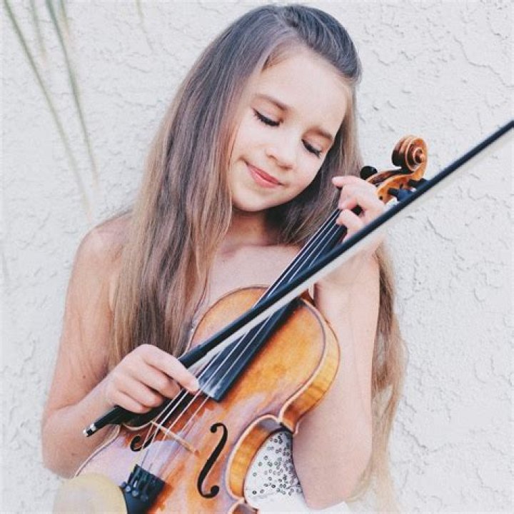 What is Karolina Protsenko’s Age? Know Everything About Ukrainian Violinist